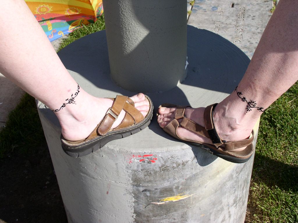 Jane and Jan henna tattoos in Venice